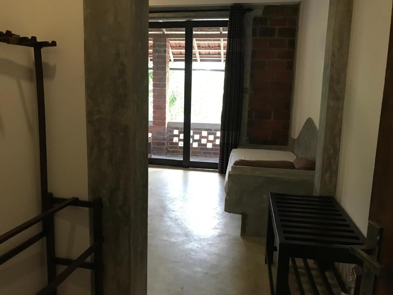Lavendra Villa Mirissa Buitenkant foto