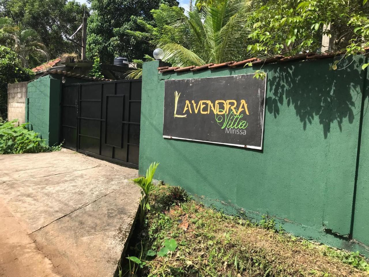 Lavendra Villa Mirissa Buitenkant foto