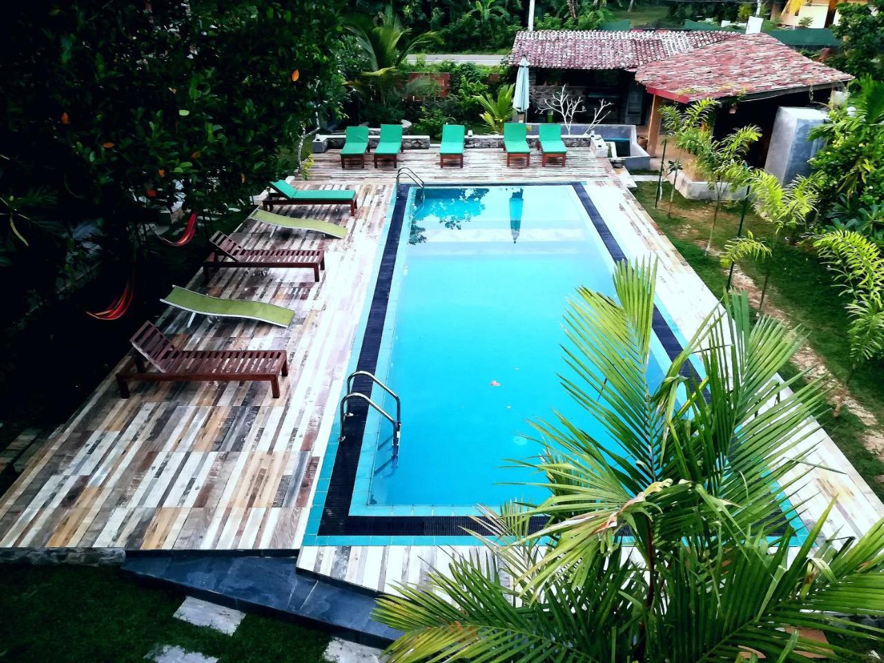 Lavendra Villa Mirissa Buitenkant foto
